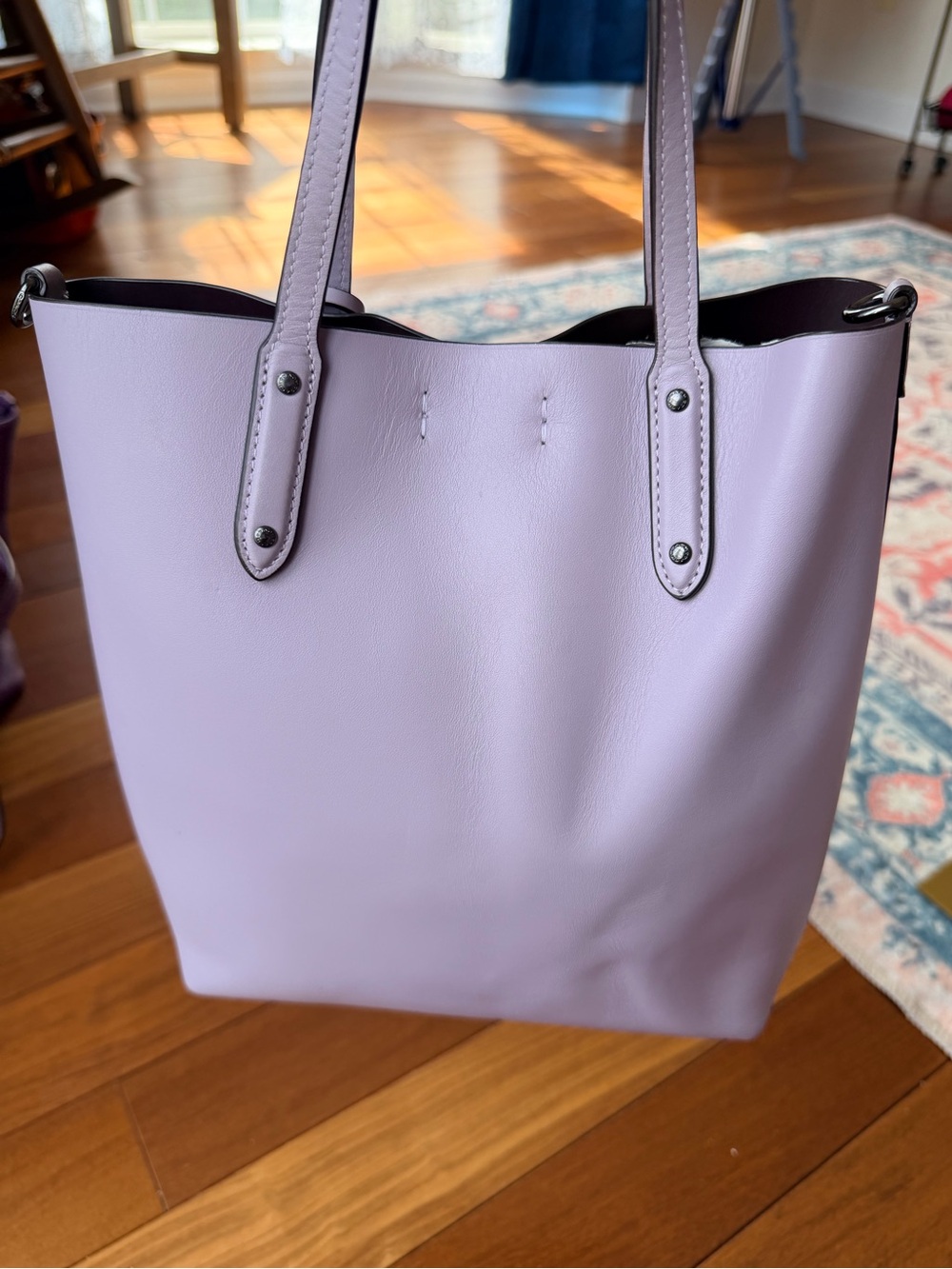 Coach Central Shopper. Crafted from refined calf double-face leather. - Picture 3 of 10